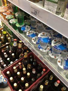 Водка в стаканчиках