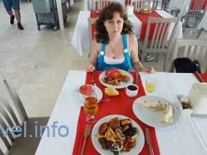 Еда в отеле Grand Park Kemer